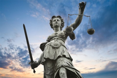 La-Legge-al-Servizio